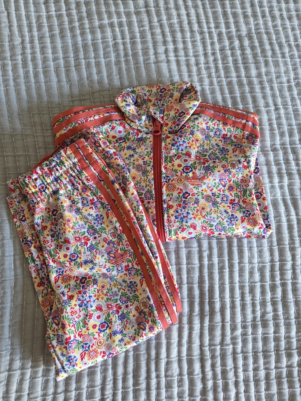 NWT 3T Adidas Floral Tracksuit